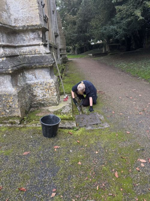 Explorer Scouts sleepover at St Andrew's, Horbling