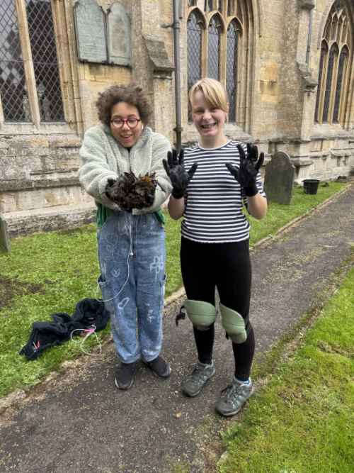 Explorer Scouts sleepover at St Andrew's, Horbling